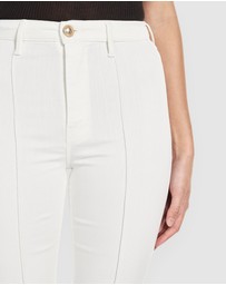 GUESS - High Rise Amanda Flared Jeans