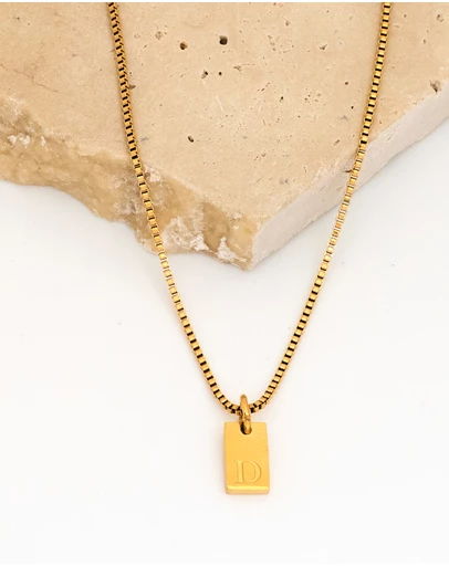 Winona - Afine Alphabet Necklace letter D