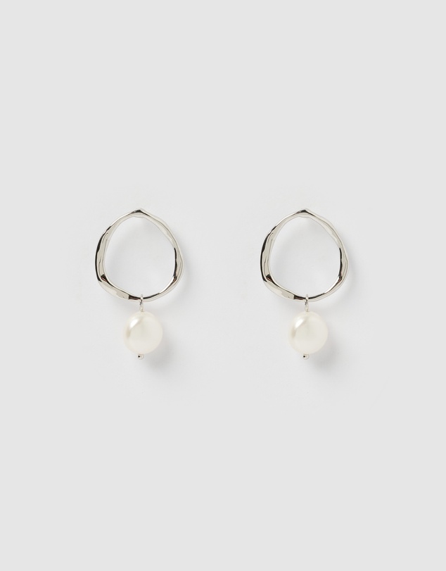 Izoa - Mini Pearl Drop Earrings