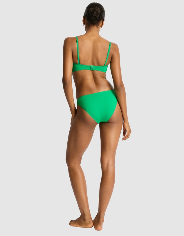 Sea Level Australia - Essentials Edit Sporty Mid Pant