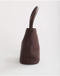 The Horse - Esme Tote