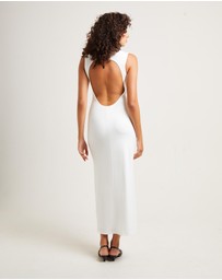Alice In The Eve - Dahlia Curve Cut Out Maxi Dress