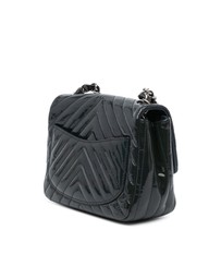 Pre-Loved by Azura Reborn - Pre-Loved chanel Mini Chevron Patent Leather Crossbody