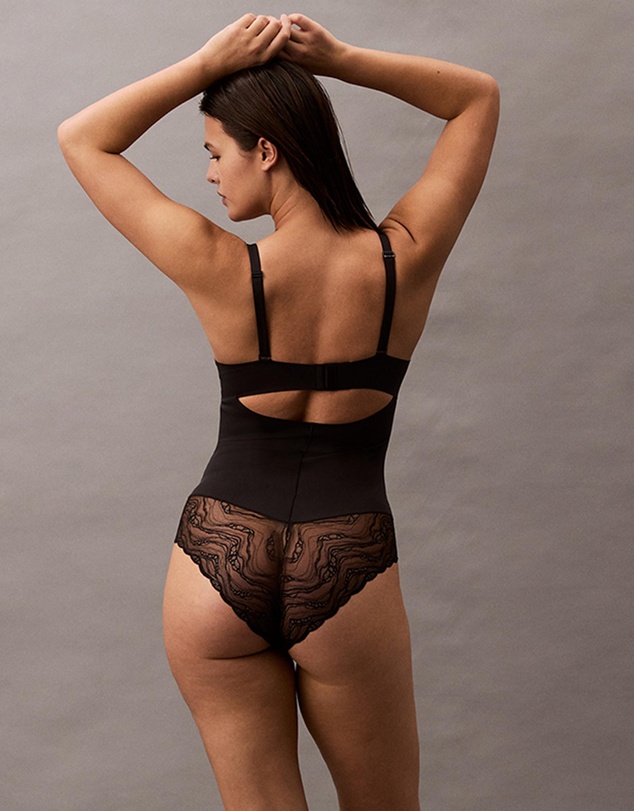 Calvin Klein - Sensual Stretch Lace Bodysuit