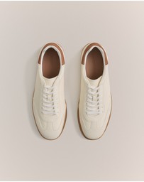Trenery - Halden Leather Sneaker in Parchment