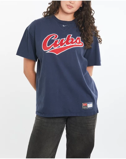 Vintage by The Real Deal - Pre Loved - Vintage Nike MLB Chicago Cubs Tee