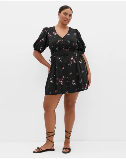 City Chic - Plus size Briella Bouquet Print Mini Dress - black