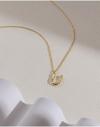 Wanderlust + Co - Alphabet Bubble Pendant Necklace - Letter U