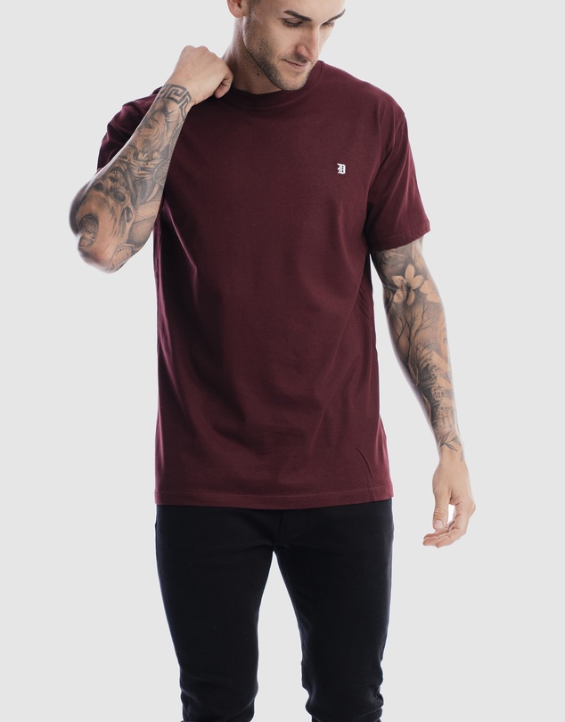 DVNT - Classic Embroidery Tee