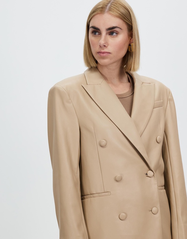 Grace Willow - Tommy Blazer