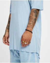 Surrounded By Ghosts - The Arsenic Relaxed Rib Knit Long Tail T-Shirt