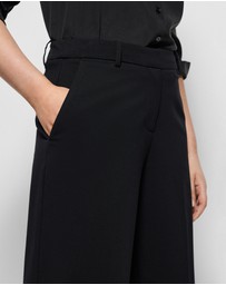 Commonry - Andrea Pant