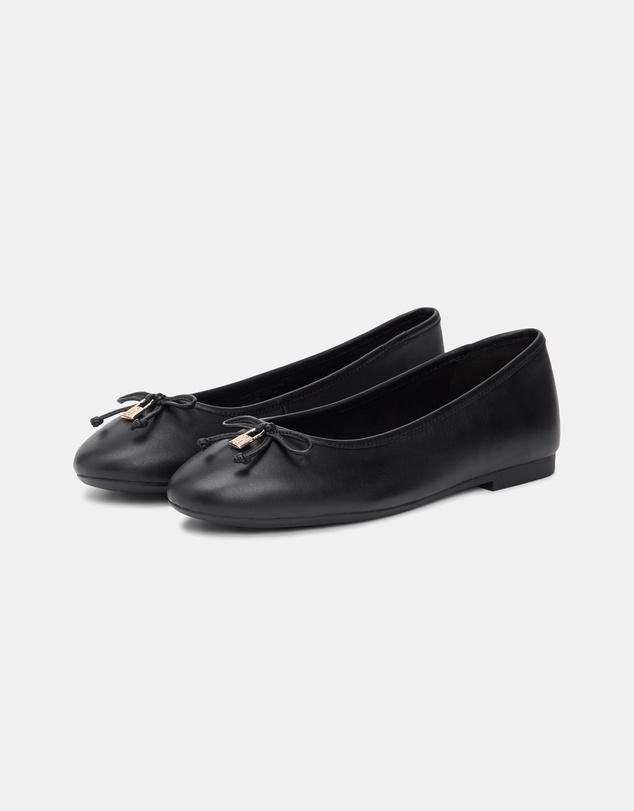 Tommy Hilfiger - Martina Hilfiger Smooth Leather Ballet Flats - Women's