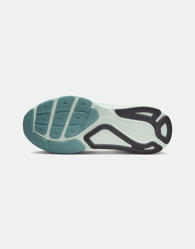Nike - Structure 26 - Women's