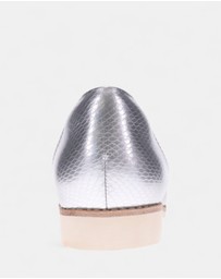 Mia Vita - Remi Casual Slip-On - Silver Snake