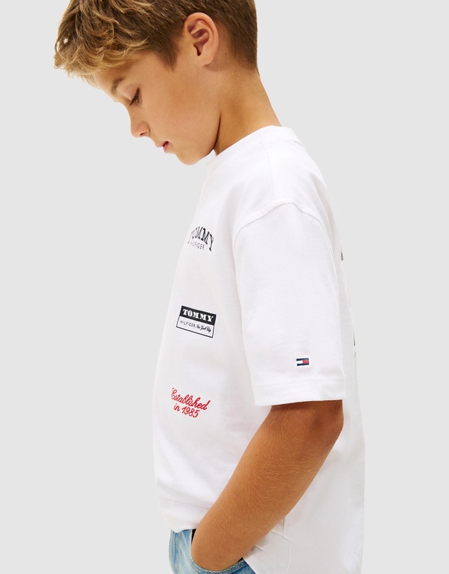 Tommy Hilfiger - Back Multi Logo Print Jersey T-Shirt - Teens