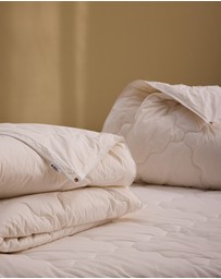 Sheet Society - Wonder Wool Heavy Weight Quilt