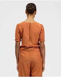 bul - Reuna Top