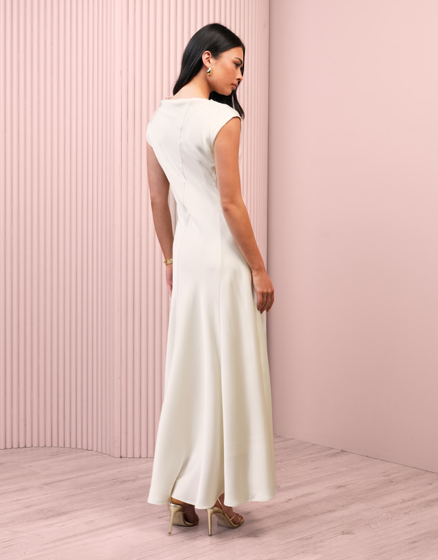 Azzurielle - Peyton Asymmetrical Neck Dress