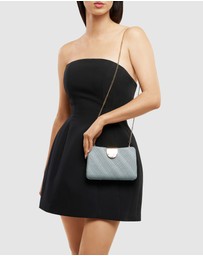 Olga Berg - Lindy Woven Clutch