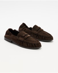 AERE - Soft Back Suede Loafers