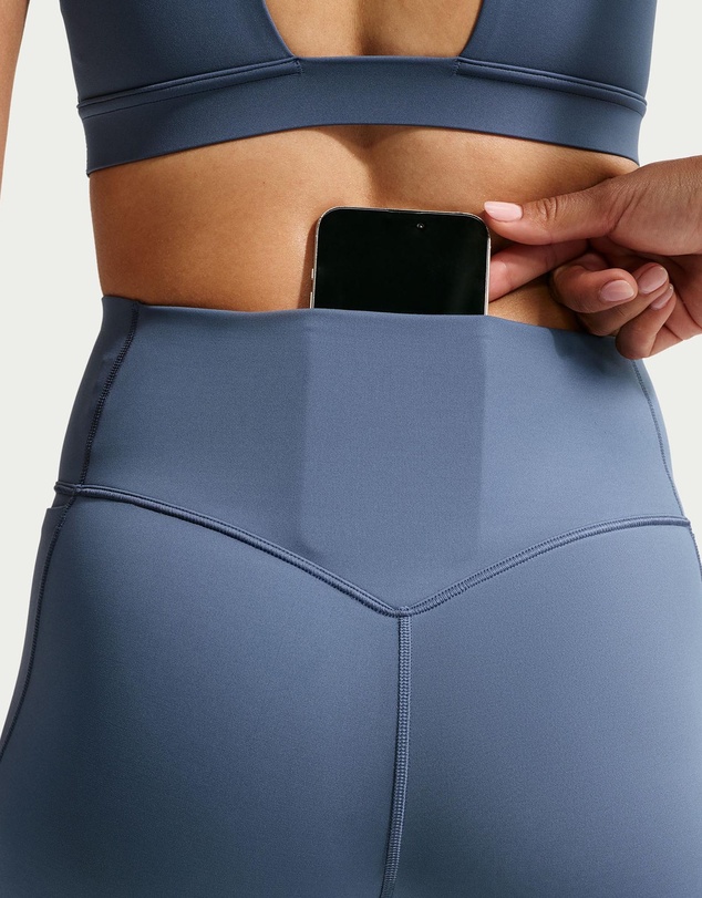 Nike - Universa High-Waisted Full-Length Leggings with No Front Seam