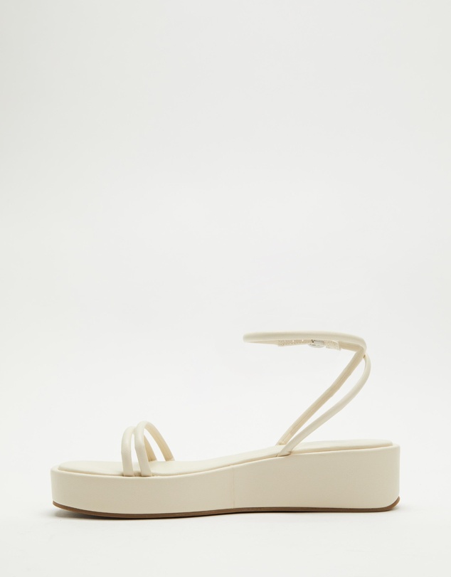 SPURR - Brynn Flatform Sandals - ONLINE EXCLUSIVE
