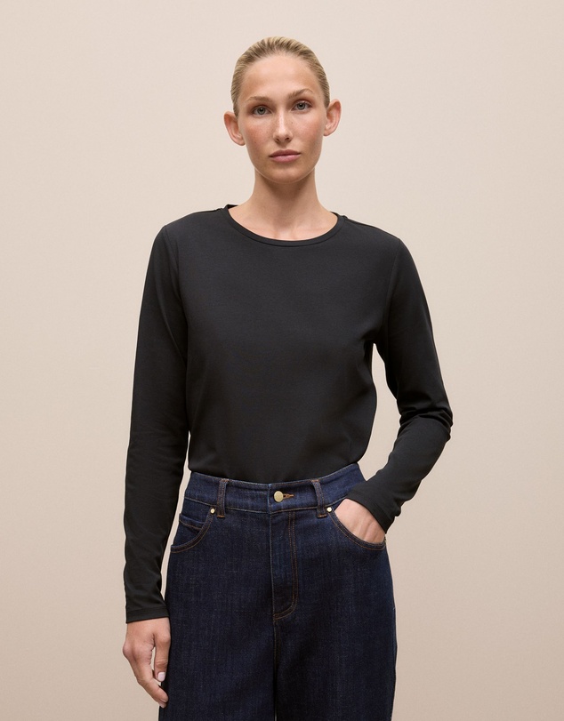 Trenery - Cotton Long Sleeve Crew T-shirt in Black