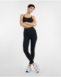 New Balance - NB Essential Yoga Bra