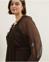 Atmos&Here Curvy - Tyla V-Neck Boho Midi Dress With Ruffle Detail