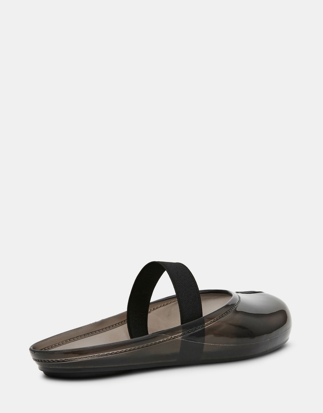 Steve Madden - Cova Black Flats