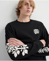 Kowtow - Signature Tee