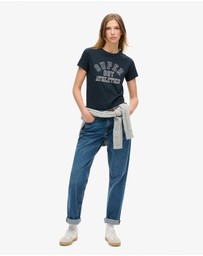 Superdry - Athletic Graphic Fitted Slim Fit Tee