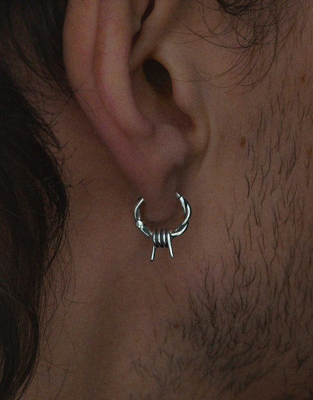 SUE THE BOY - Barbed Huggie 10mm