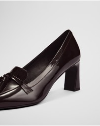 Country Road - Josephine Heel
