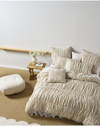 Linen House - Layla Quilt Cover Set