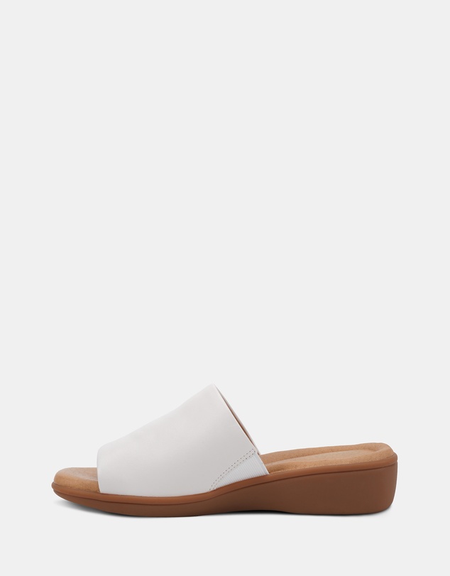 Clarks - Ruth White