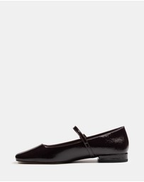 Wittner - Aria Crinkle Patent Leather Mary Janes