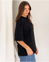 Dazie - The Classic Organic Cotton Oversized Tee