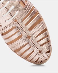 Rollie - Sidecut Cage Shoe
