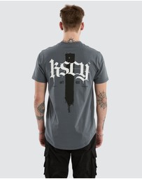 Kiss Chacey - Villain Dual Curved Tee