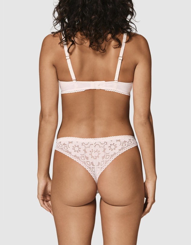 Simone Perele - Oisive Tanga