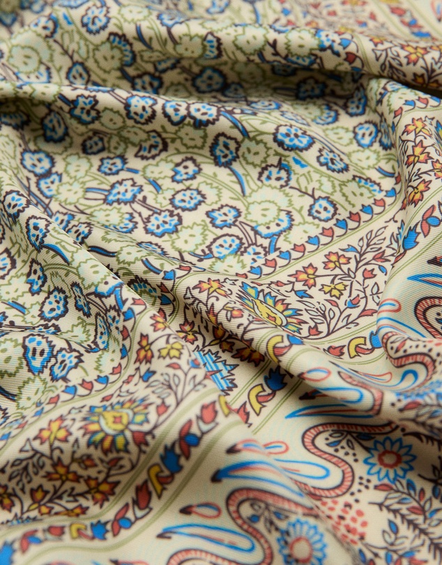 M.N.G - Arad Scarf