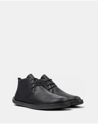 Camper - Sneaker-Bootie Wagon