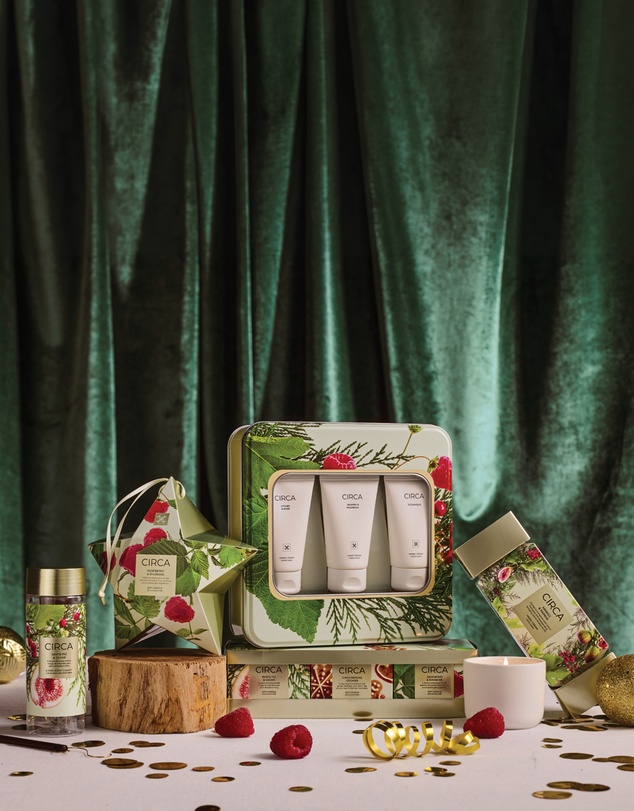 CIRCA - Christmas Candle Trio