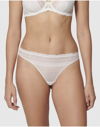Simone Perele - Destinee Tanga