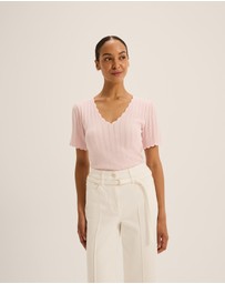 Review - Valetta Knit Top