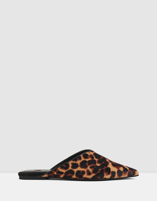 Rollie - Pointed Mule Flat
