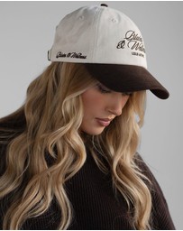 Leelo Active - Pilates & Wellness Cap