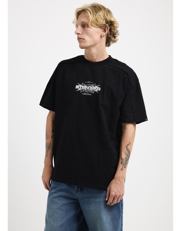 Standard - Freeze T-Shirt